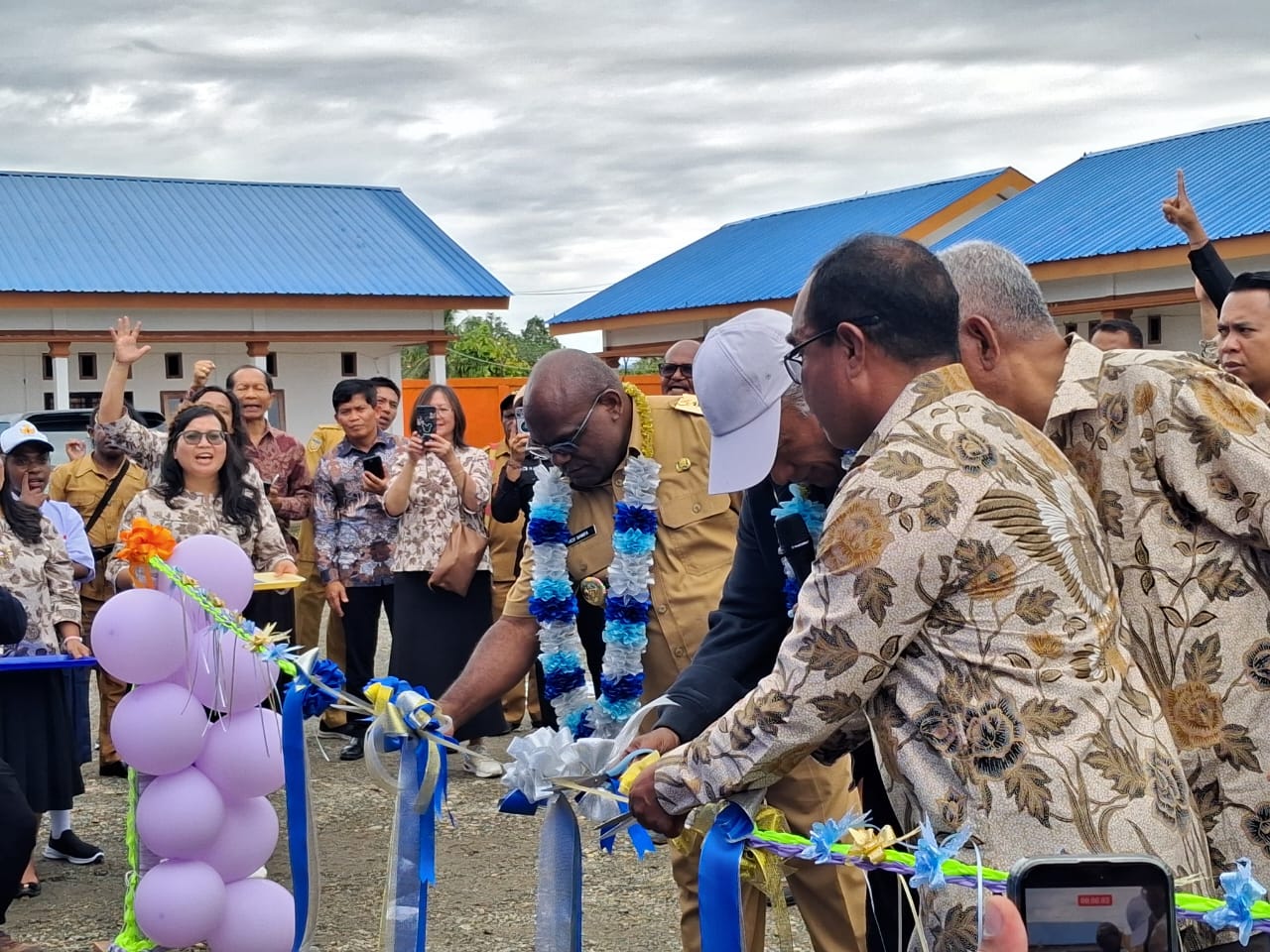 Papua Tengah Cetak Sejarah Baru, MEPA Boarding School Resmi Dibuka 7 WhatsApp Image 2025 09 30 at 09.09.04