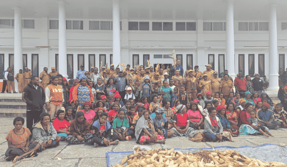 Bupati Aletinus: “Mari Berkebun, Kita Bisa Mandiri Pangan!” 7 berita pemnbaruan 2025 11 04T140755.442