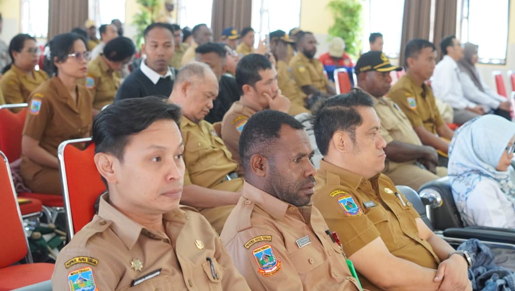 Forum Satu Data Puncak Jaya: Validasi Statistik Jadi Kunci Perencanaan Daerah 1 WhatsApp Image 2025 09 16 at 16.56.32