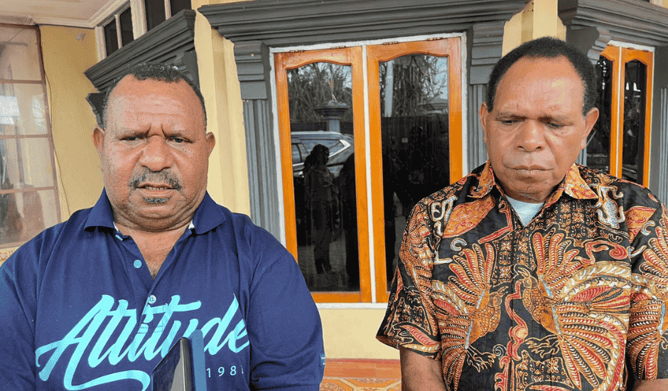 Tradisi Bakar Batu Jadi Simbol Rekonsiliasi di Yalimo, Lima Distrik Bersatu 7 berita pemnbaruan 2025 10 05T002920.958