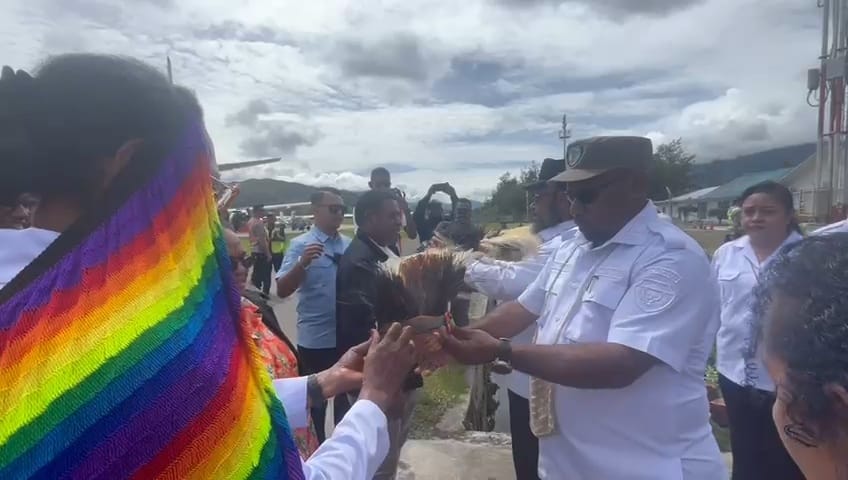 Uncen dan Pemkab Tolikara Resmikan Program Pendidikan ASN di Wamena 7 WhatsApp Image 2025 11 05 at 11.24.39