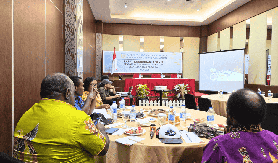 Pemkab Lanny Jaya Pastikan Bantuan Pendidikan Berdasarkan Data Akurat Lewat SI-MALAYA 7 berita pemnbaruan 2025 11 01T164545.976