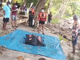 Satu Korban Lakalaut Waindu Ditemukan, Jenazah Dievakuasi ke RSUD Serui